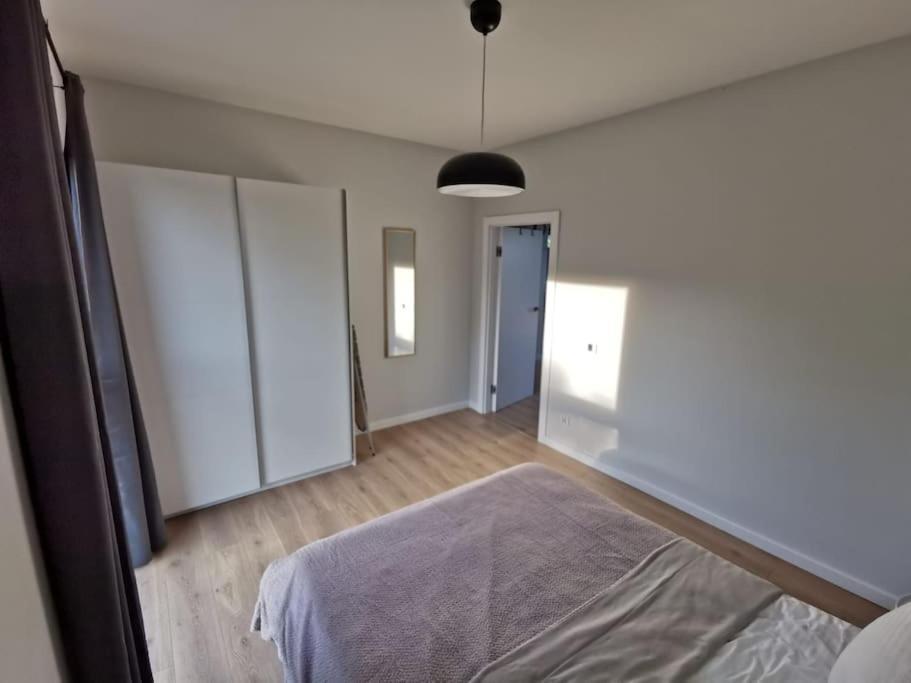 Apartment Calm And Quiet In Strzalowska 8